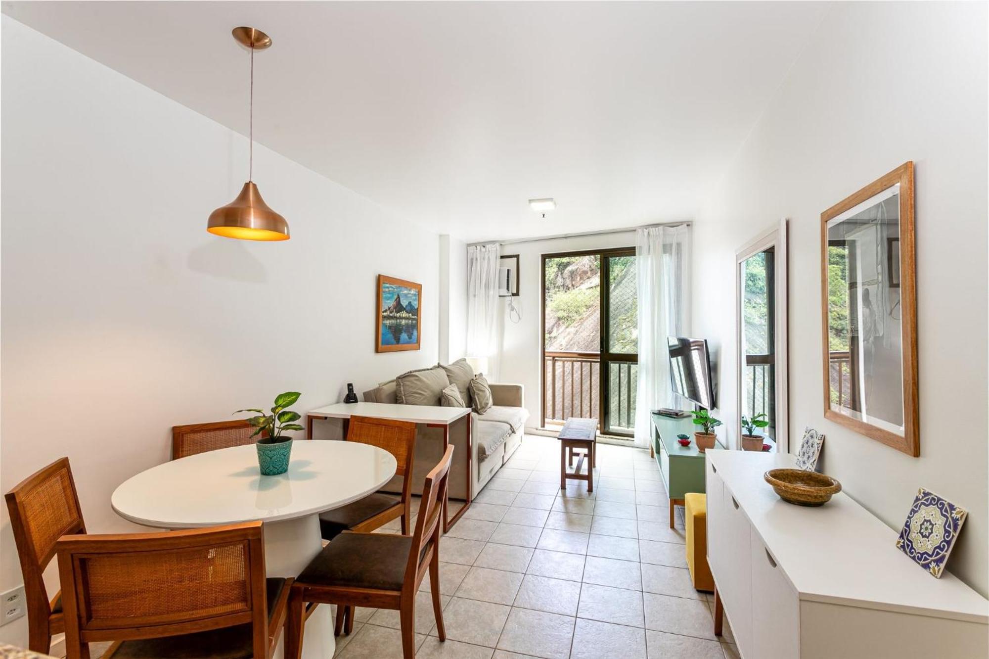 Apartamento Qto&sala A 400m Da De Copa | Du 370/902